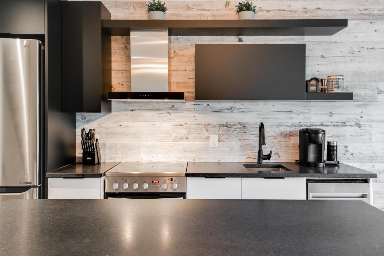 מונט טרמבלאנט Charming Redesigned Condo-10 Minutes From Mountain מראה חיצוני תמונה
