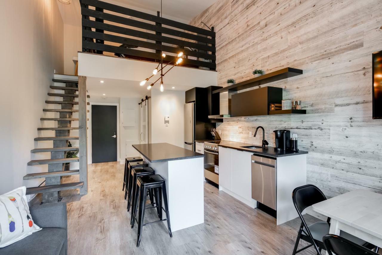 מונט טרמבלאנט Charming Redesigned Condo-10 Minutes From Mountain מראה חיצוני תמונה